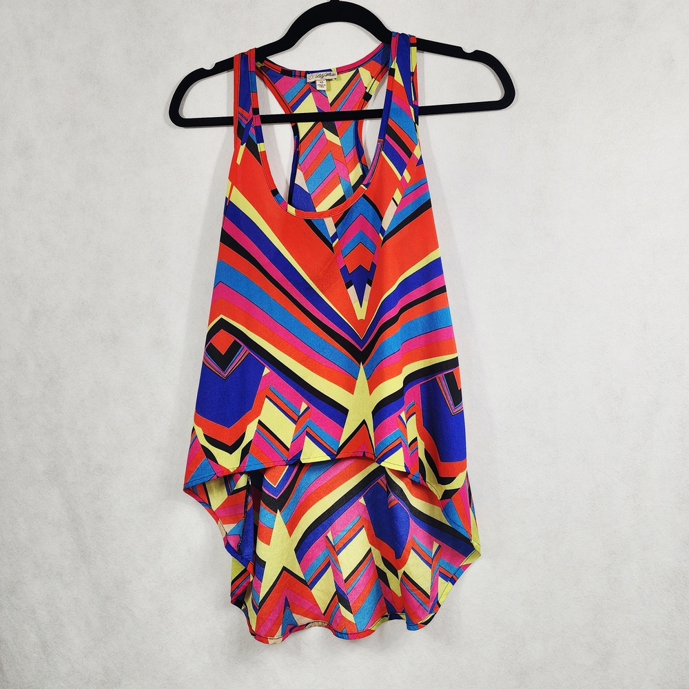 Lily White Geometric High-low Racerback Tank Top